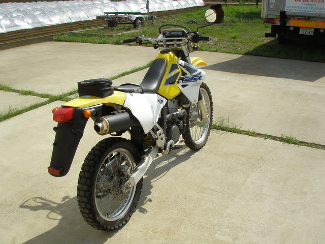 Купить мотоцикл Suzuki DR-Z400S 2000 фото 7